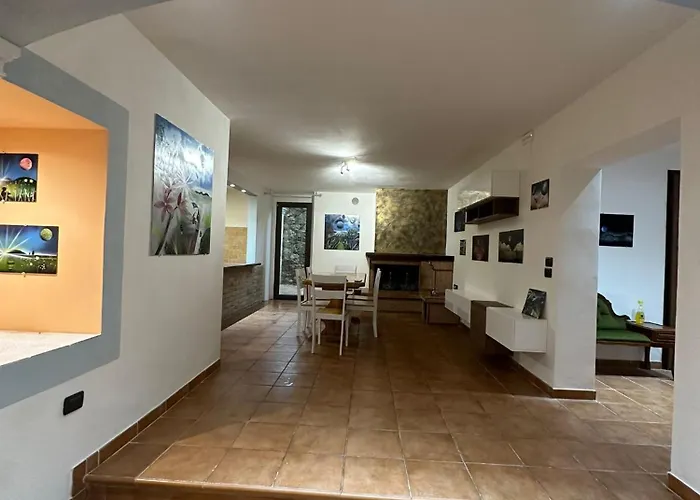 House Gallery 3* Pérouse